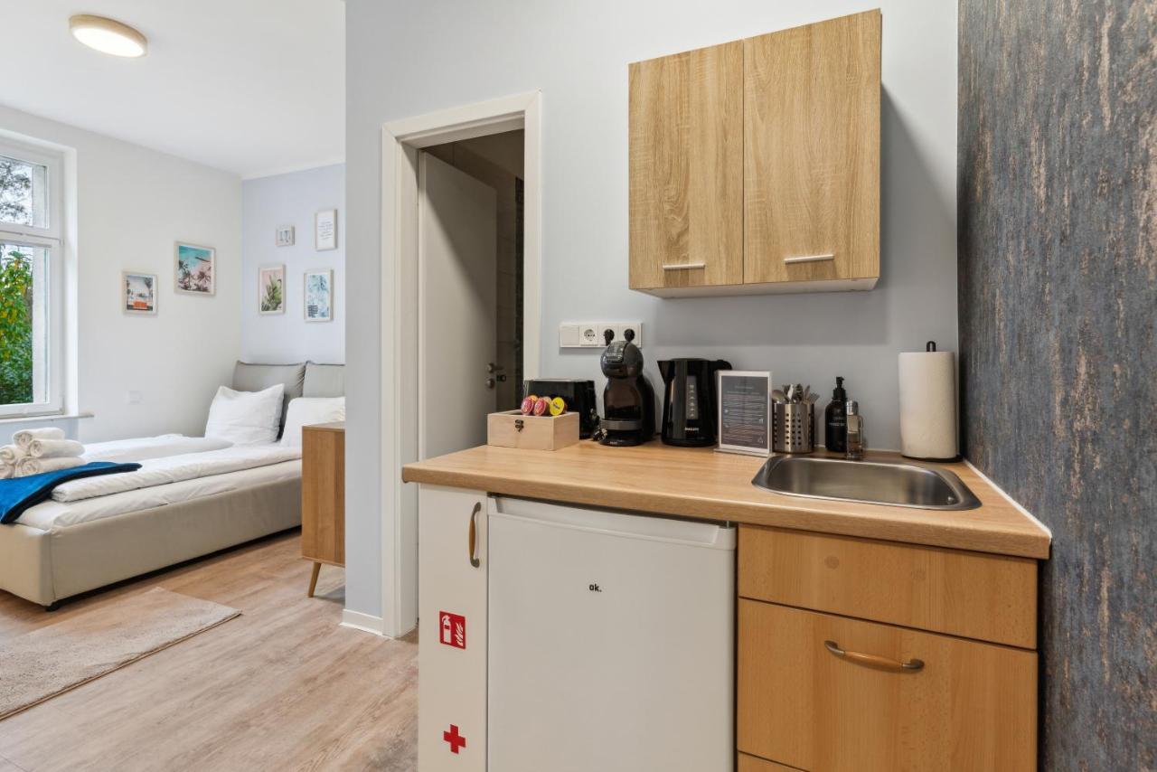 Vorstadtoase - 2 Personen - Eichwalde, Naehe Ber - Queensize-Bett, Netflix, Parken Ngoại thất bức ảnh